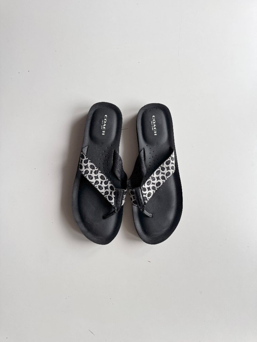 COACH Jessalyn Black Logo Jacquard Thong Platform Flip Flop Sandals, Size 10